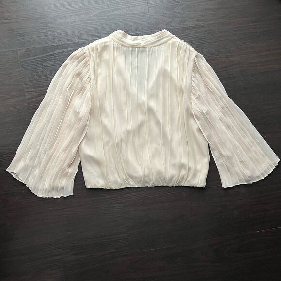 Alice + Olivia Axel Cross Front Top 100% Silk Pleated Sleeves Blouse Champagne M - Picture 6 of 16